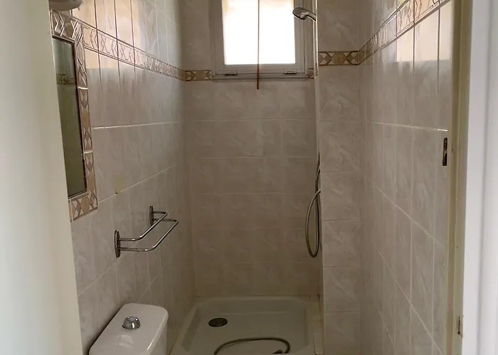 Apartment Climatisee Pres De La *